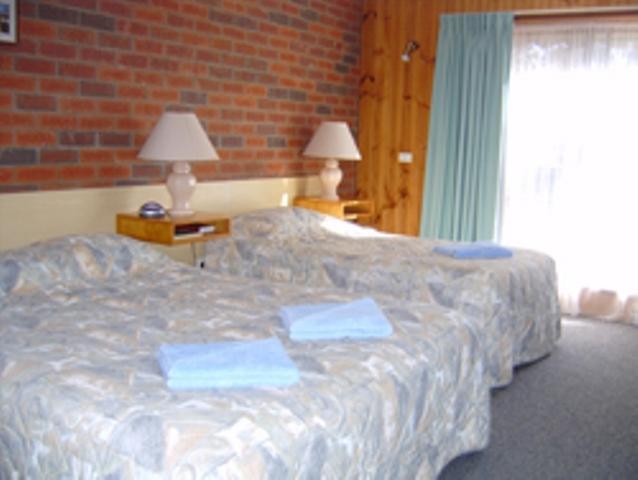 Tooleybuc Country Roads Motor Inn Стая снимка