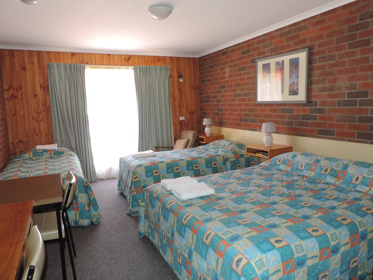 Tooleybuc Country Roads Motor Inn Екстериор снимка